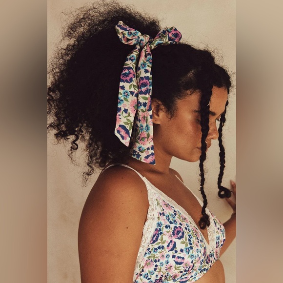 ISO Spell and The Gypsy Collective Scunchie with Ties or Hair Scarves - Picture 2 of 3